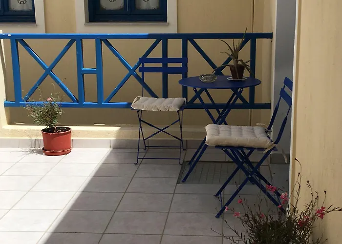 Irigeneia 4* Perissa (Santorini)