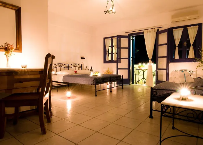 Irigeneia 4* Perissa (Santorini)