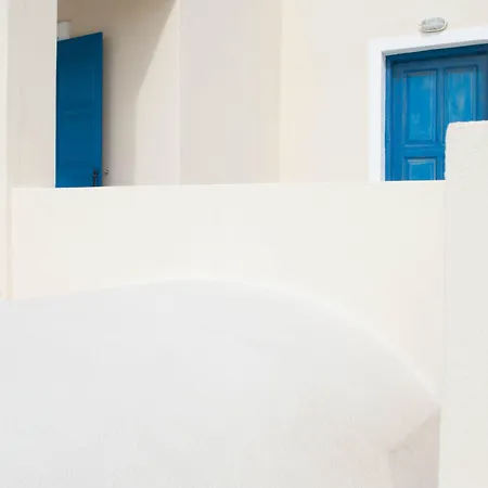 Irigeneia Hotel