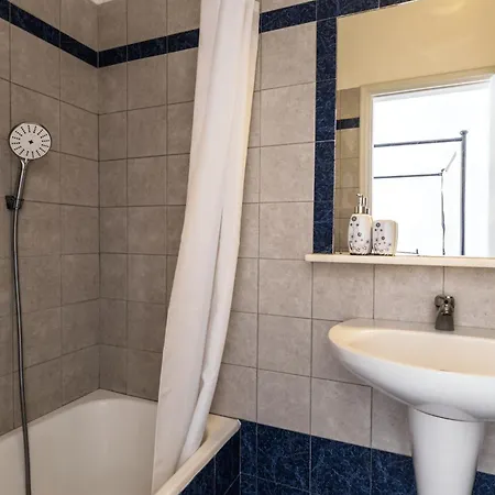 Irigeneia Отель 4*