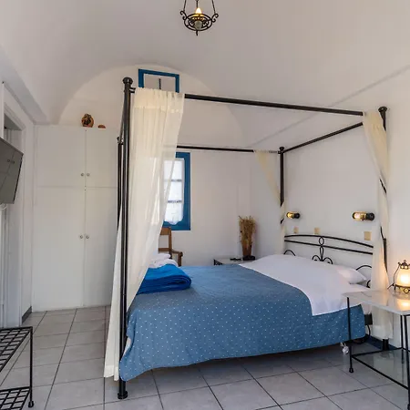 Irigeneia Отель