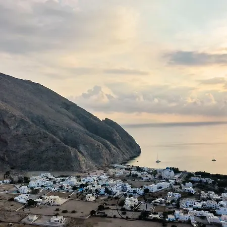 Irigeneia Hotel Perissa (Santorini)