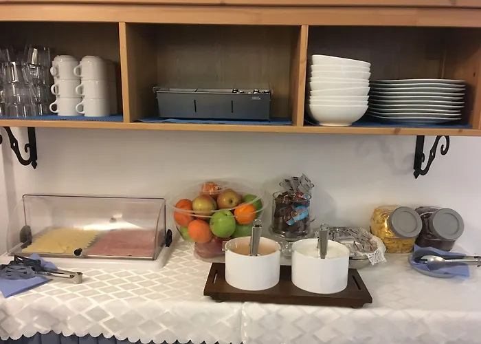 Hotel Irigeneia Perissa (Santorini)