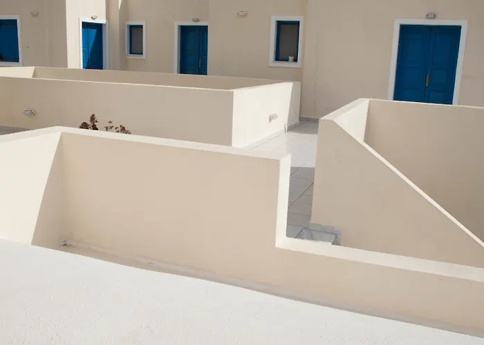 Irigeneia Perissa (Santorini)