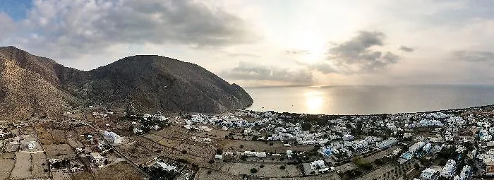 Irigeneia Perissa (Santorini)