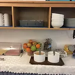 Hotell Irigeneia Perissa (Santorini)