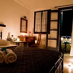 Hotell Irigeneia Perissa (Santorini)