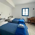 Irigeneia 4* Perissa (Santorini)