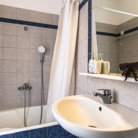 Hotell Irigeneia 4*