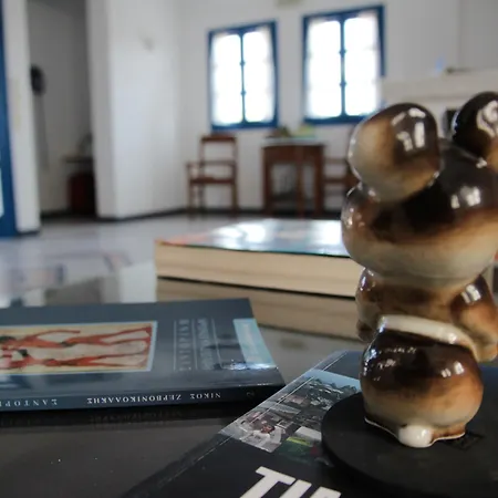 Irigeneia 4* Perissa (Santorini)