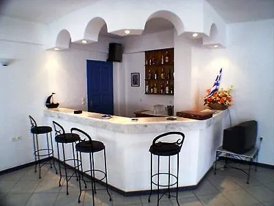 Hotell Irigeneia Perissa (Santorini)