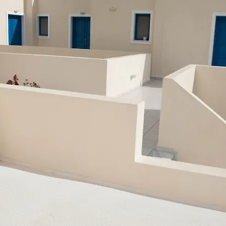 Irigeneia Perissa (Santorini)