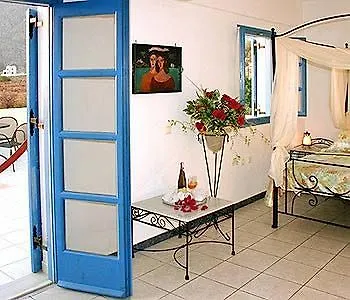 Irigeneia Hotell Perissa (Santorini)
