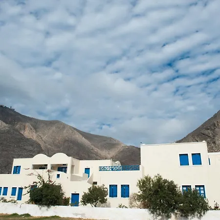 Irigeneia 4* Perissa (Santorini)