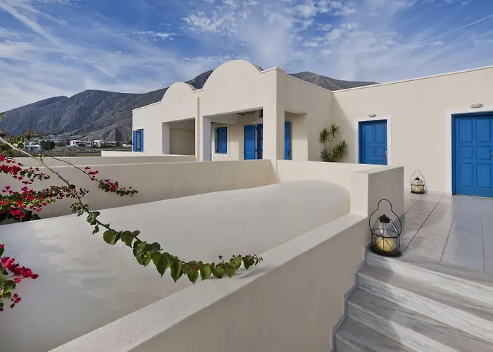 Irigeneia Hotel Perissa (Santorini)